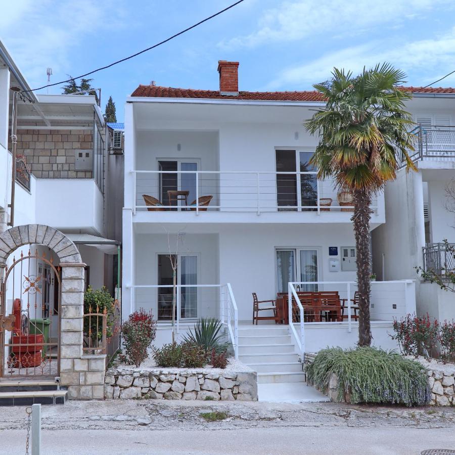 Holiday Home Rosemary Клек Экстерьер фото
